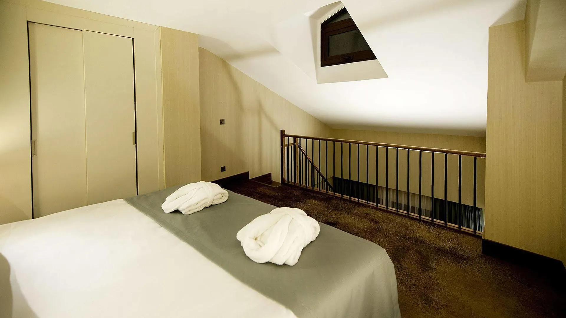 Hotel Ramada By Wyndham Istanbul Florya