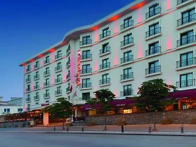 Ramada By Wyndham Istanbul Florya Hotel
